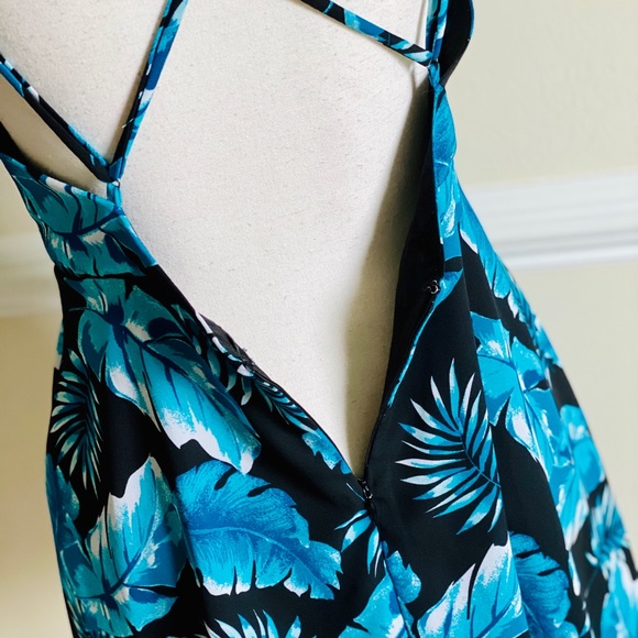 FOREVER 21 OPEN BACK DOUBLE STRAP MINI DRESS - Picture 9 of 9